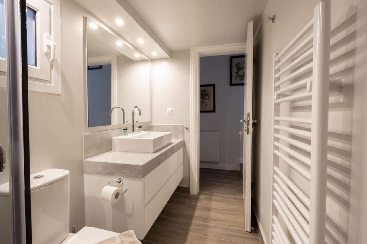 Plaka's Privileged Appartement *